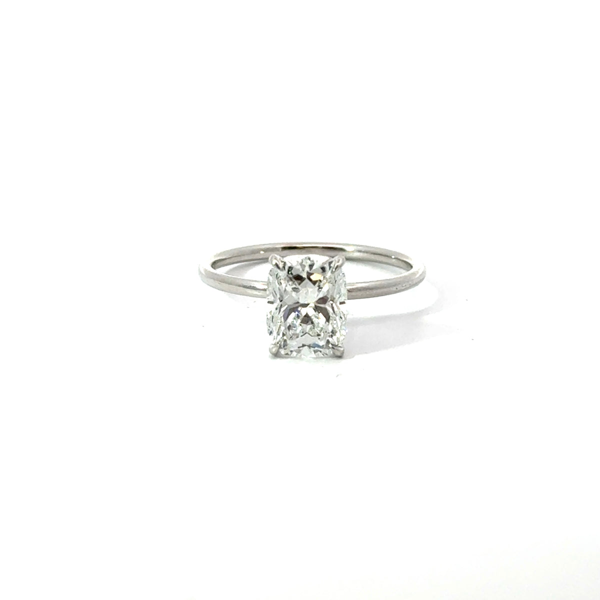 Elongated Cushion Cut Diamond- 4-Prong 1.50MM Tube Shank Design-Choice of 1.00ct / 1.50ct /2.00ct or 2.50ct Centre Diamond