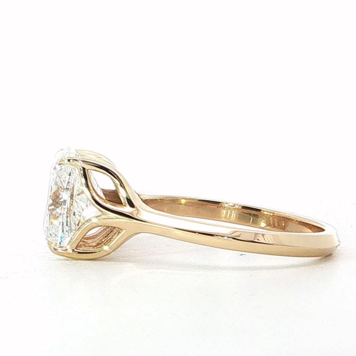 Elongated Cushion Knife-Edge Solitaire | Petal Prong Setting | 18KT Gold - Lab Engagement Ring
