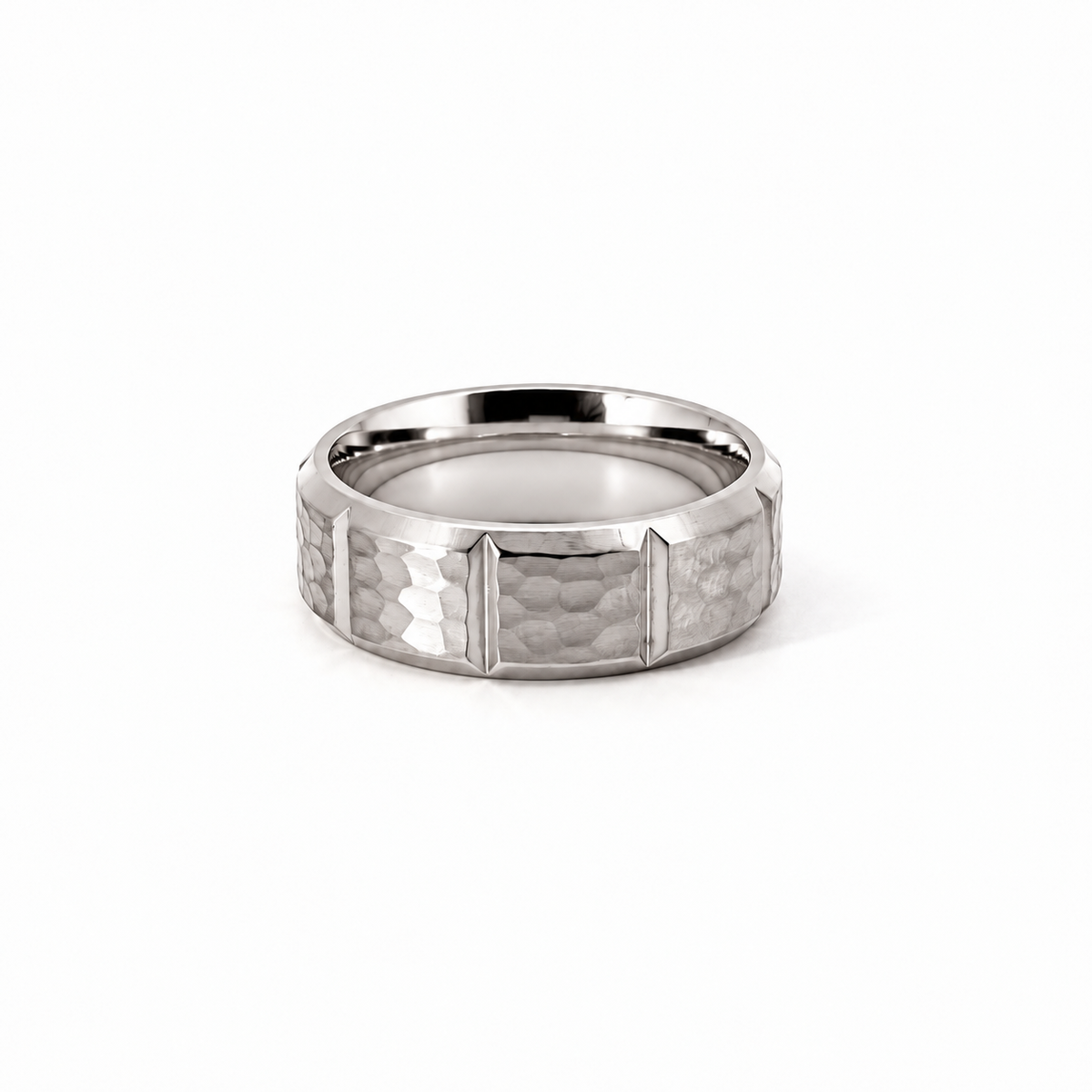 Men’s Flat Bevelled Edge Wedding Band with Hammer Finish and Deepseg Design Pattern | 6MM to 8MM | 14KT White Gold