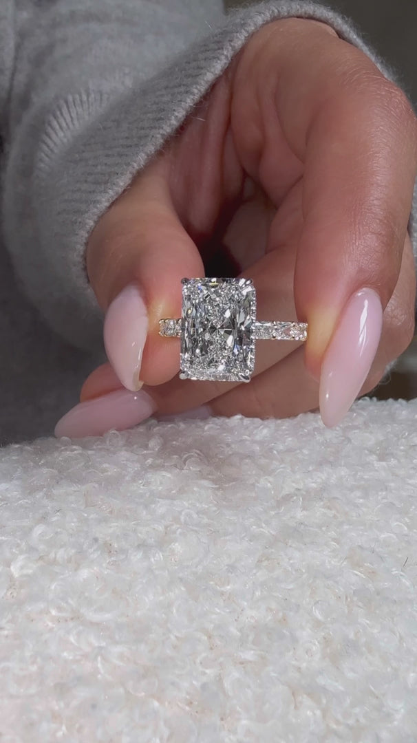 Radiant Cut Natural Diamond – Rotated Radiant Shank – video