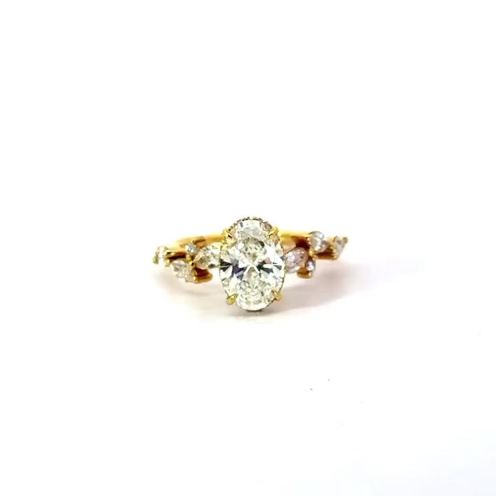 Oval Cut Natural Diamond – Marquise – Round Leaf Motif & Reverse Halo Design – video