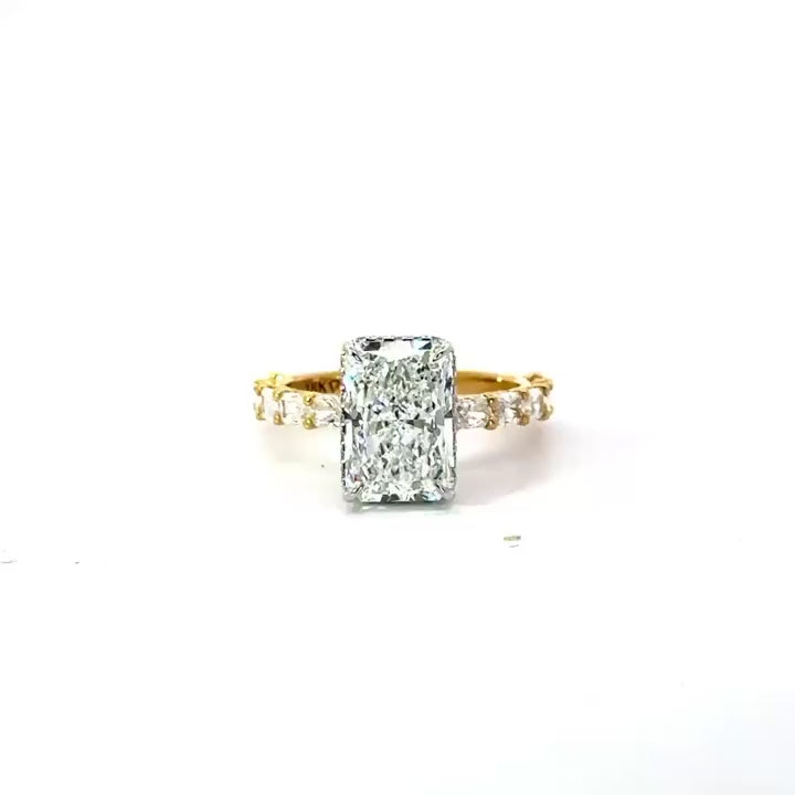 Radiant Cut Natural Diamond – Rotated Radiant Shank – video