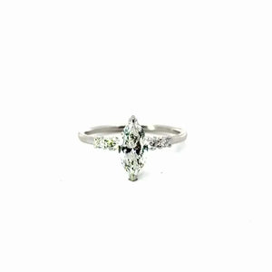 Marquise Cut Natural Diamond with Side Diamonds – video