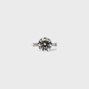 Round Cut Natural Diamond – Tapered Baguette Design – video
